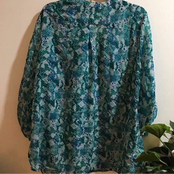 APT 9 Sheer quarter sleeve top - Picture 4 of 7